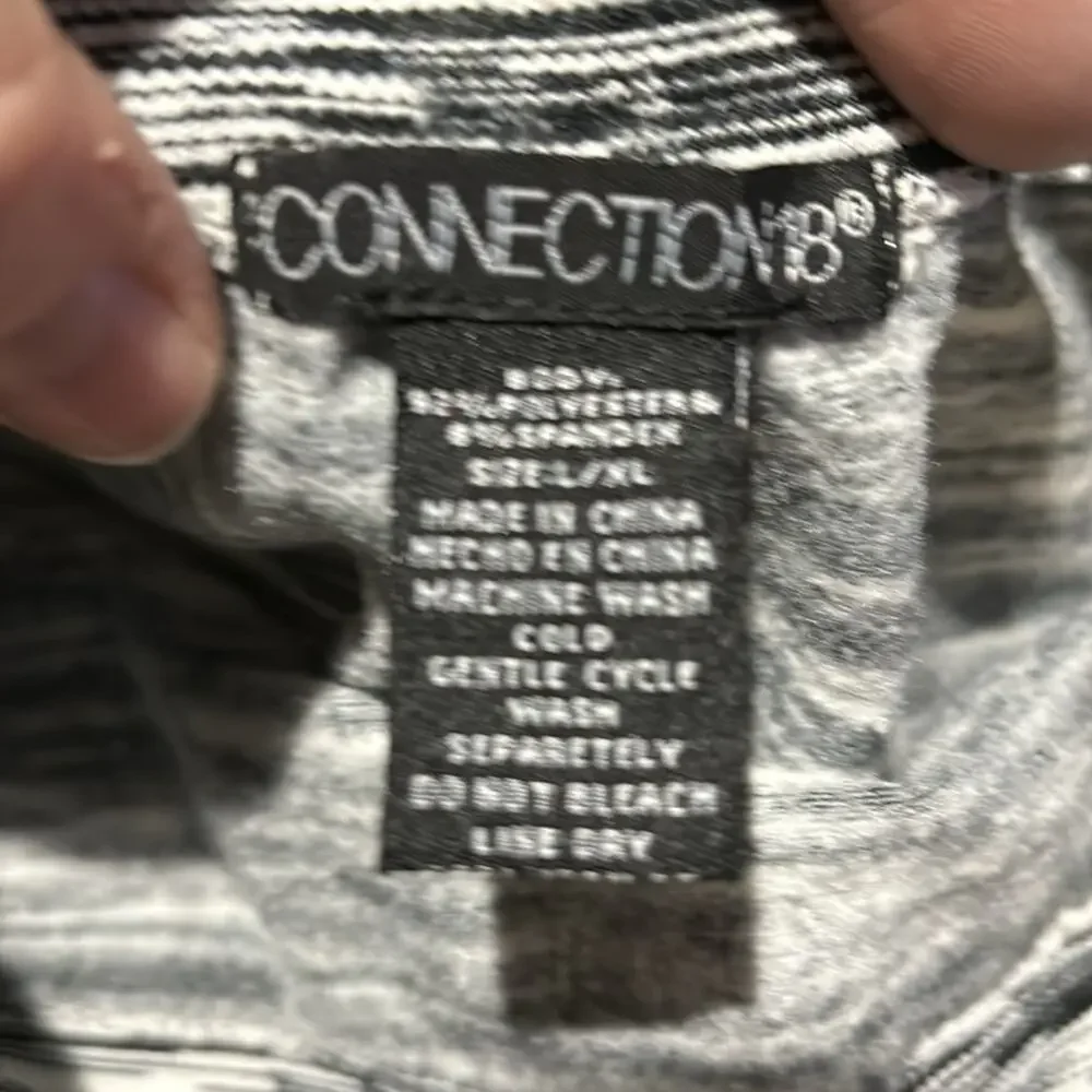 Connection 18 l/xl leggings black white horizontal strip fleece lined euc